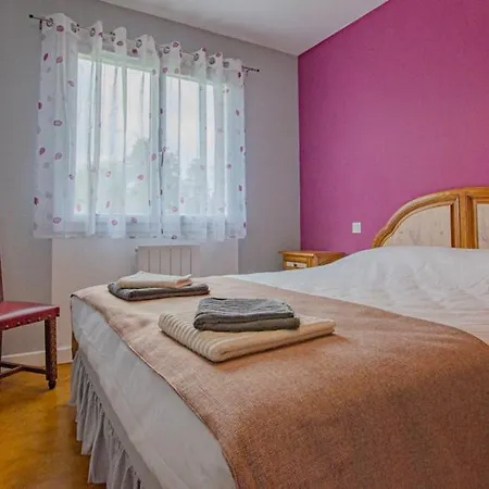 Le Des Deux Familles Nyaraló Chauffour-les-Bailly